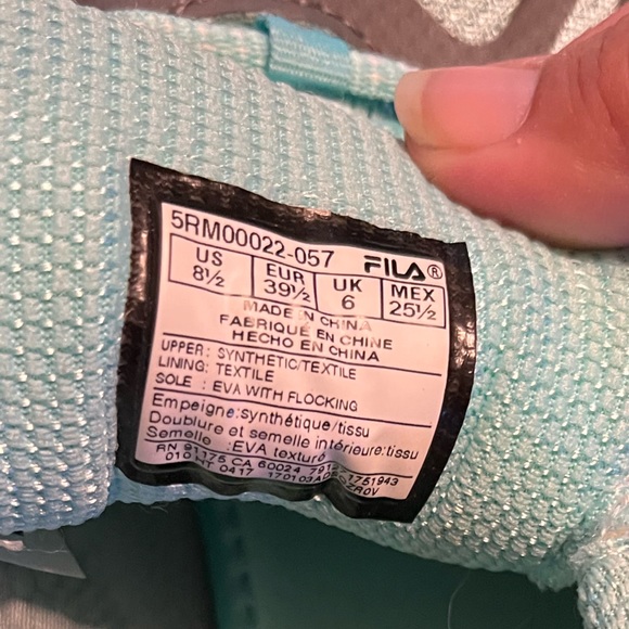 Fila Memory Foam Running Sneakers - Picture 5 of 6